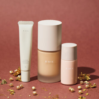 RMK ホリデー ベースメイク キット 2025 ¥7,700〜8,250（11月14日発売）／RMK Division