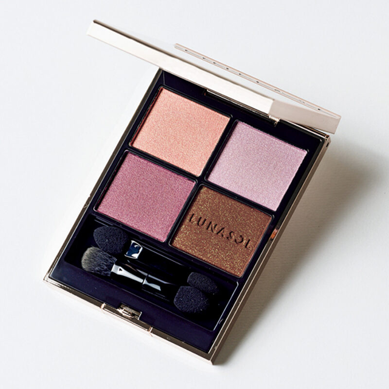 ルナソル アイカラーレーションN 09 ¥7,700 /カネボウ化粧品