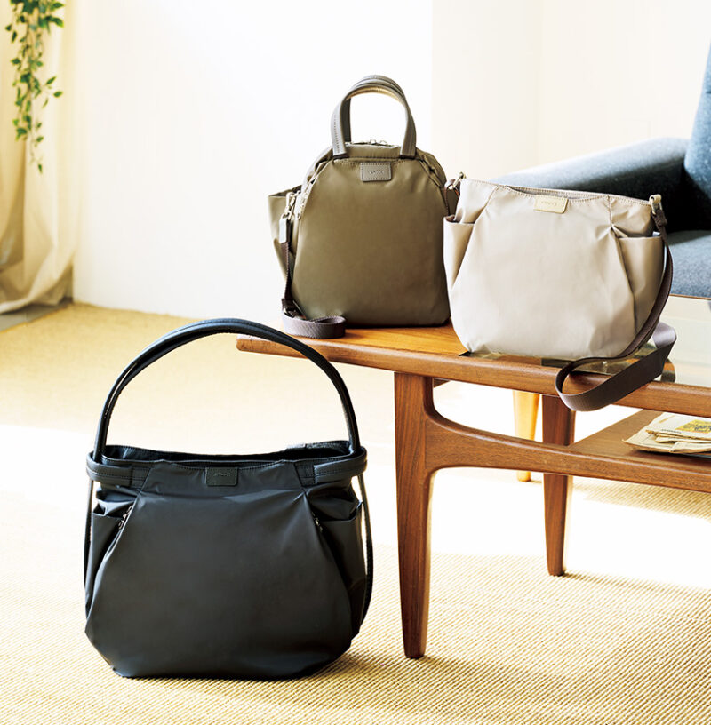 【Y'SACCS】 大人の旅に、日常に。 機能美を極めたバッグを