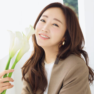 【神崎恵さん】インタビュー
「美容は命にかかわるわけではない、でも人生を豊かにしてくれます」