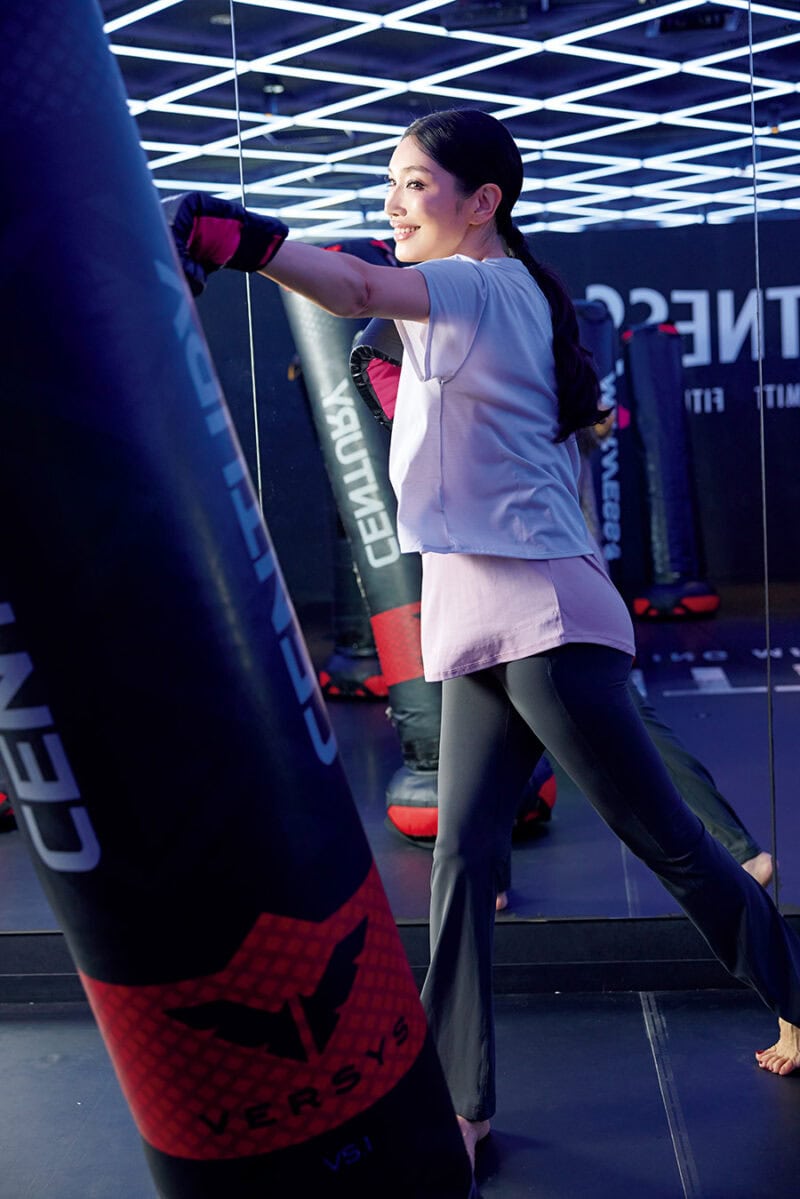 「大音量のなかで体を思い切り動かすキックボクシングに夢中です」