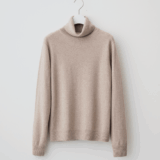 【ユニクロで指名買い】「50代のカシミヤはユニクロで買う」が大正解