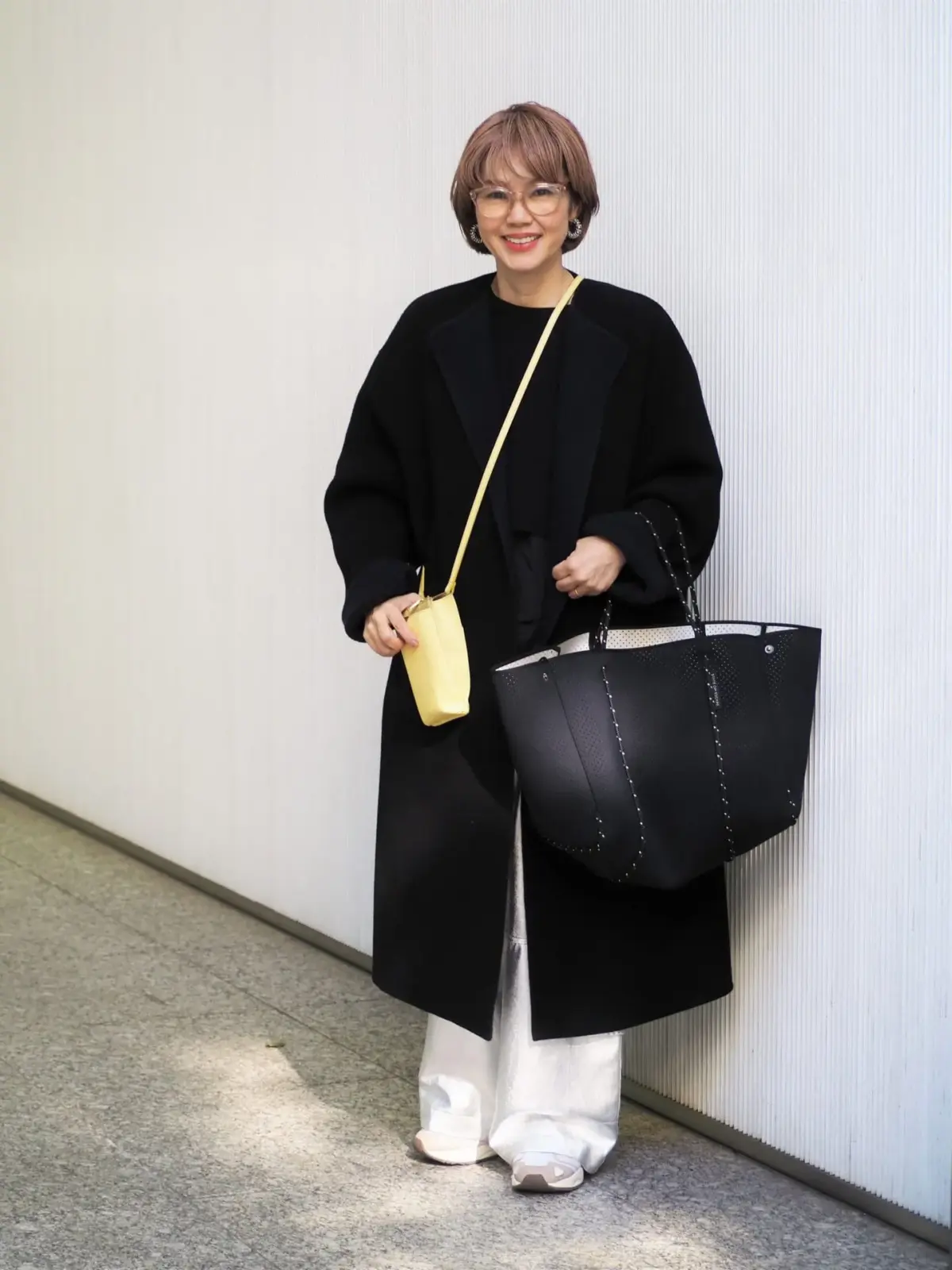 【50代のスナップ集】「無難に見える」を回避するには? 挿し色コーデ6選