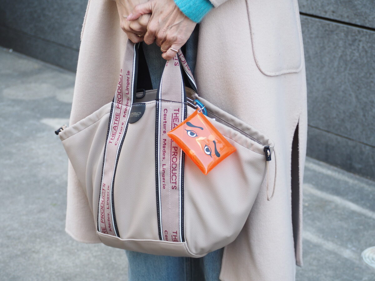 シアタープロダクツのバッグ