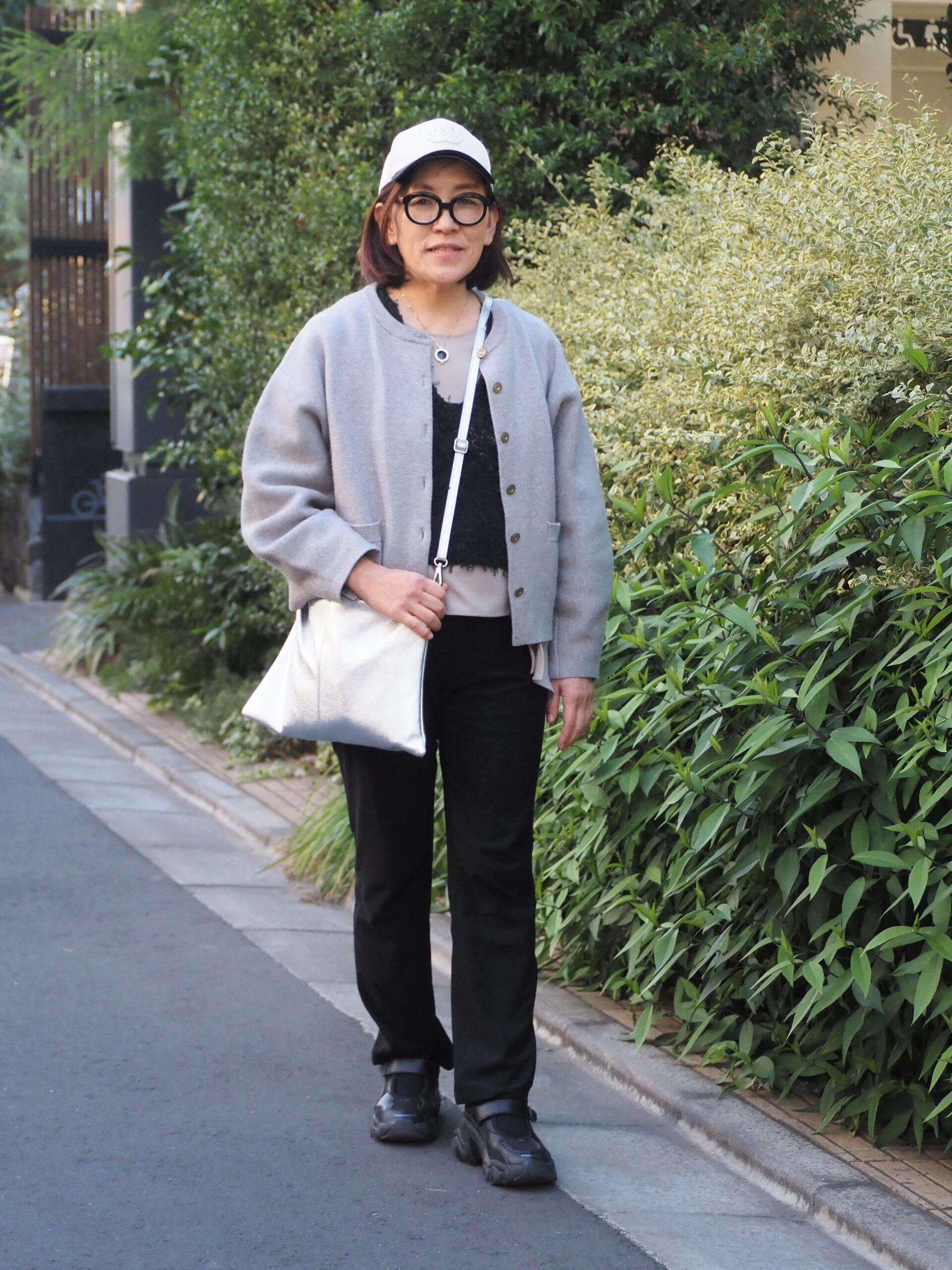 50代のモノトーンコーデ