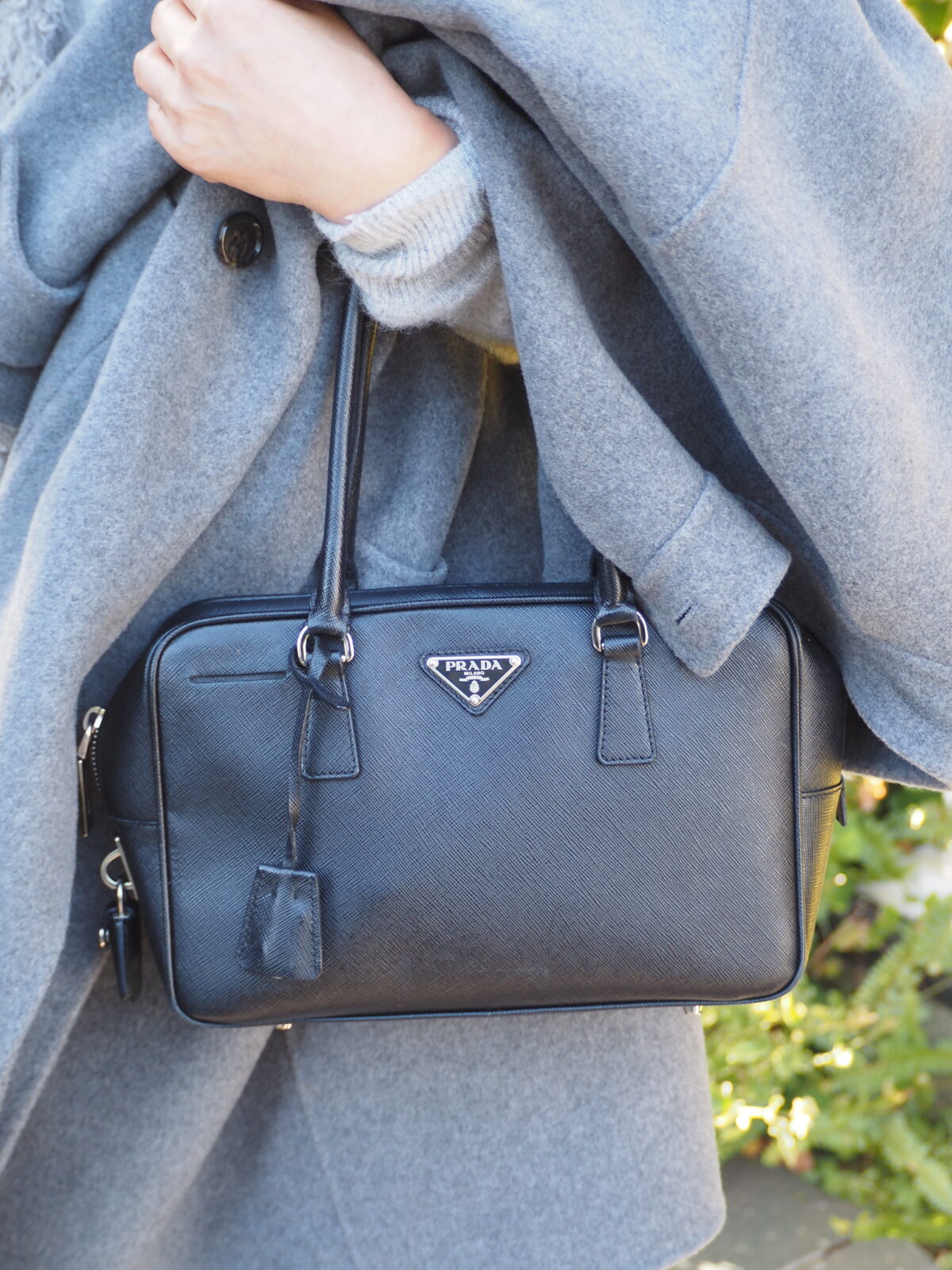 プラダのバッグ