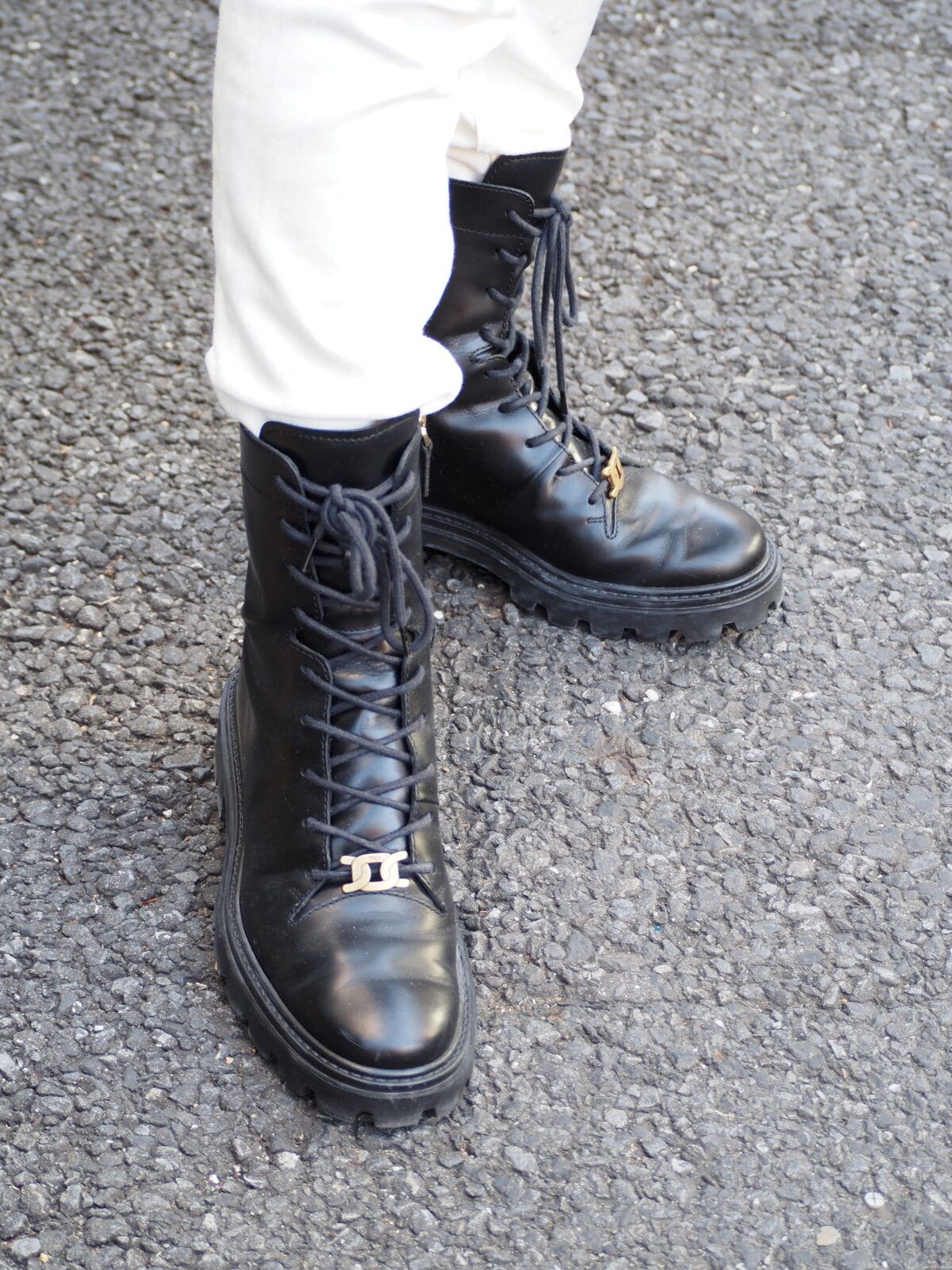 トッズのブーツ