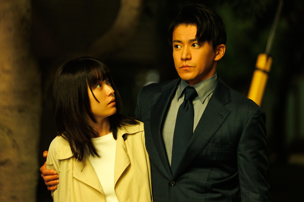 小栗旬×ハン・ヒョジュが心にストレスを抱えた男女を演じる。Netflixシリーズ『匿名の恋人たち』独占配信中