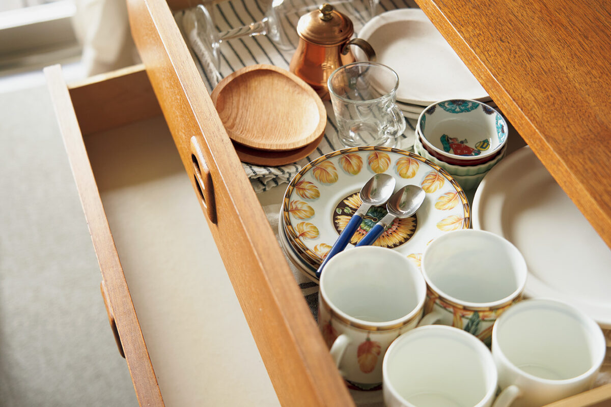 お客様用の食器。