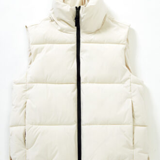 ベスト¥38,500 ／エーグル（エーグル カスタマーサービス）