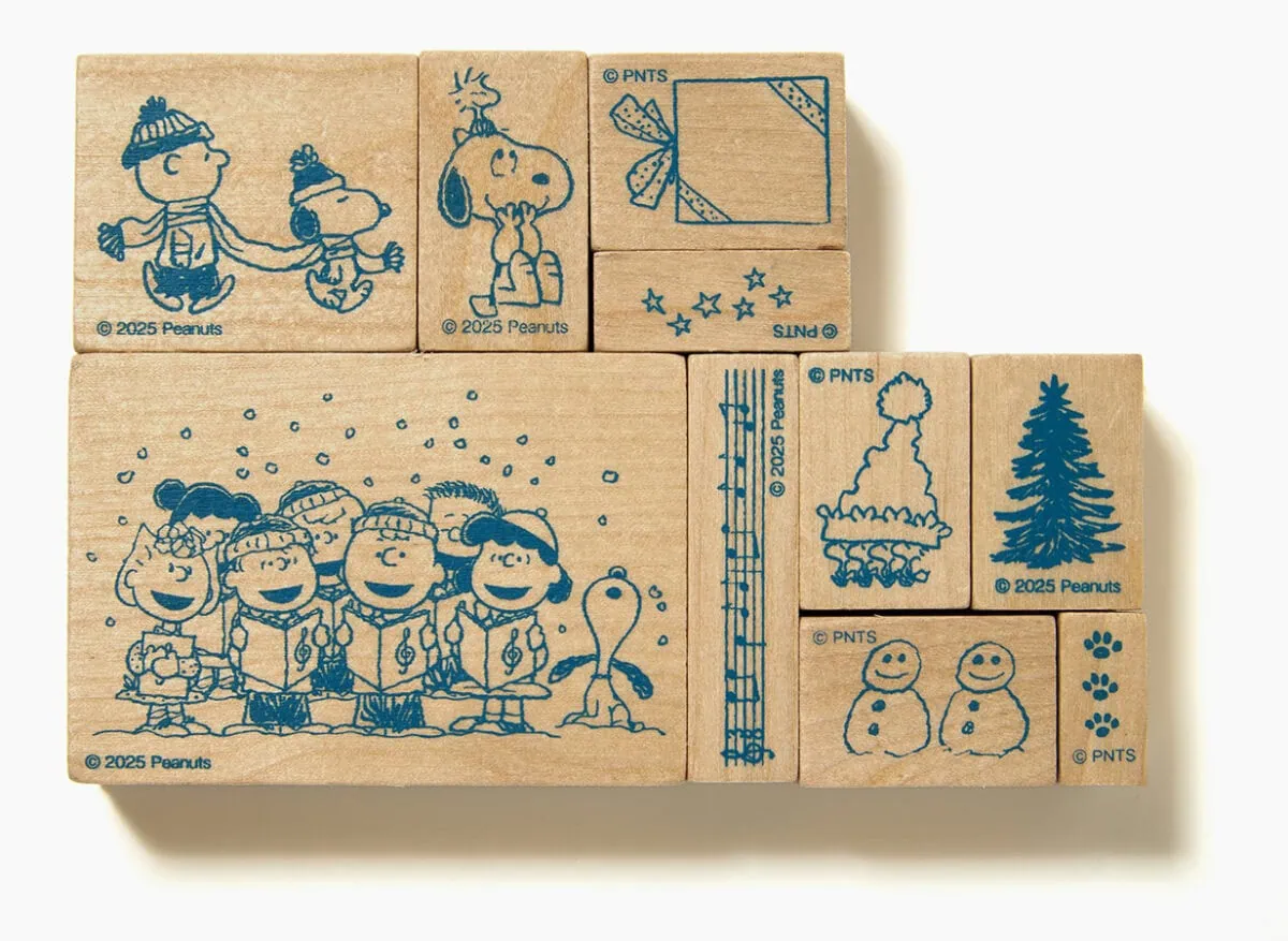 シーズンレスで使える絵柄から、冬ならではのデザインまで全10種。 サイズもいろいろで、組み合わせを楽しめる。