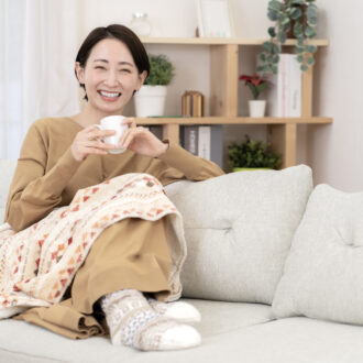 【更年期の養生 Vol.5】冬に増える腰痛。“乾燥タイプ”と“冷えタイプ”の原因・チェック・養生法