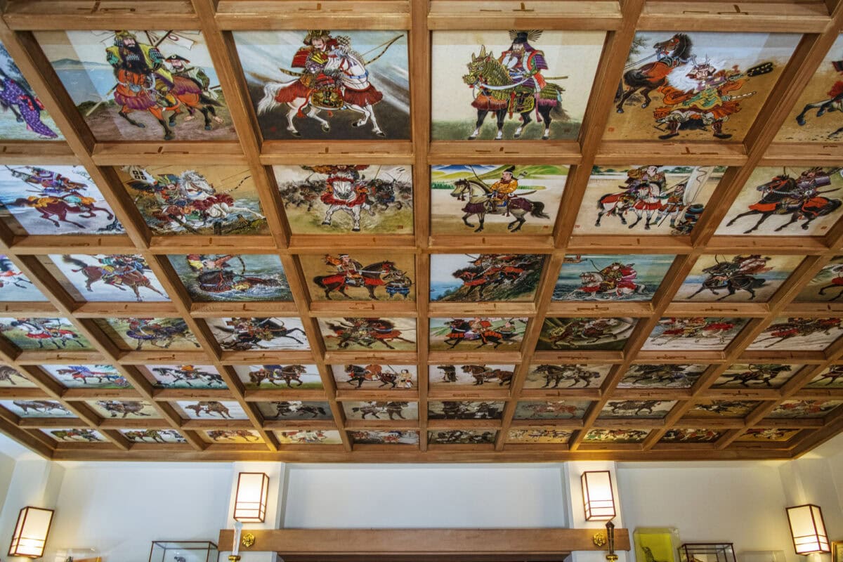 矢先稲荷神社（やさきいなりじんじゃ）