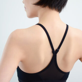 「肩甲骨」が50代からの健康のカギ！ 肩甲骨はがし＆ストレッチで更年期の肩こりをケア