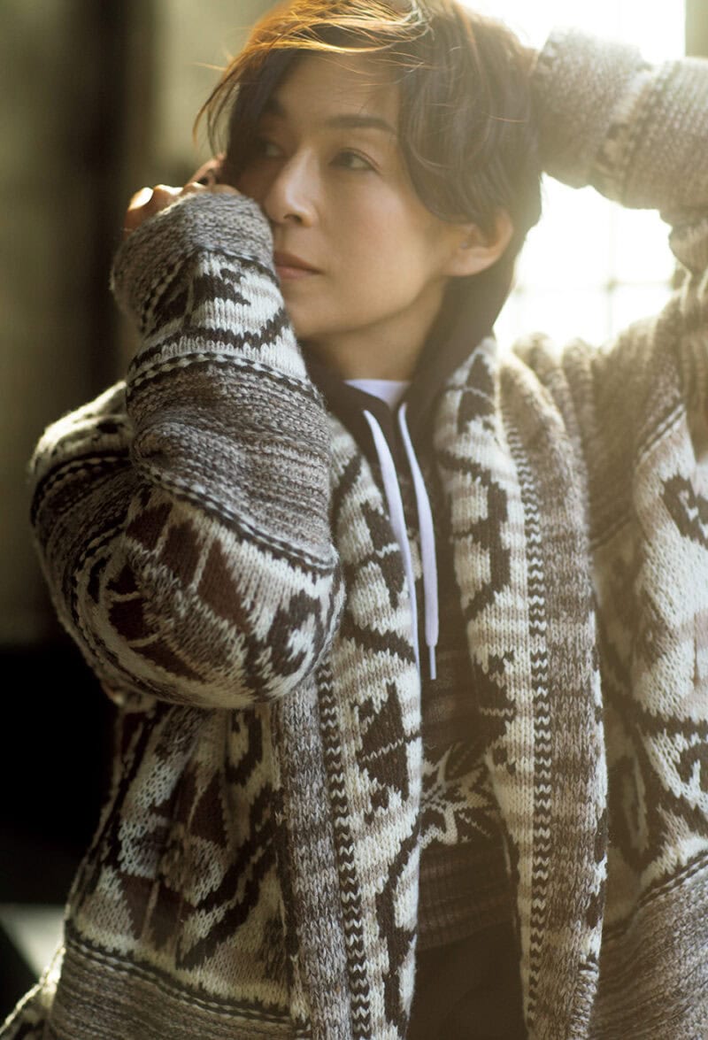 カーディガン¥132,000、セーター¥49,500、パーカー¥26,400、Tシャツ¥16,500、パンツ¥38,500、ブーツ(参考商品)/すべてポロ ラルフローレン