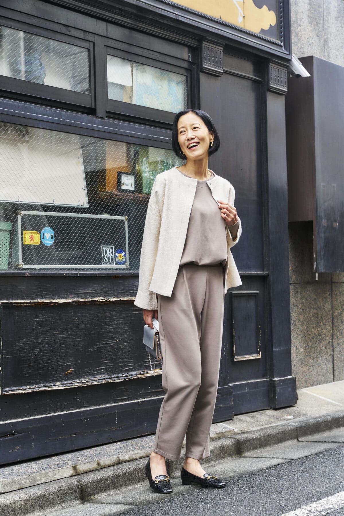 【50代のおしゃれスナップ】 「疲労回復ウェア」の着まわし