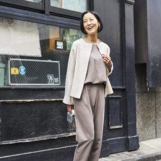 【50代のおしゃれスナップ】 「疲労回復ウェア」の着まわし