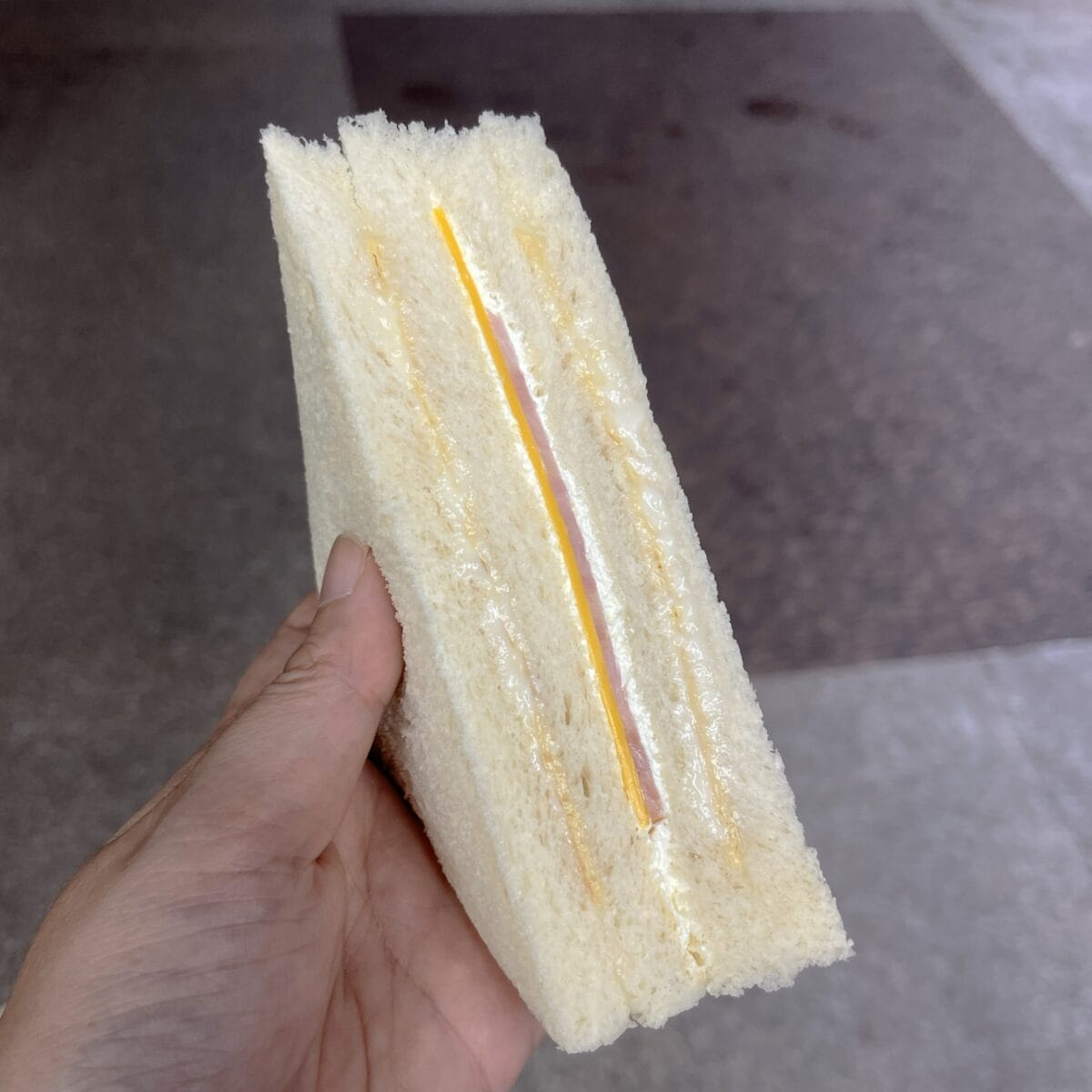 台湾朝ごはんの裏定番「三明治」