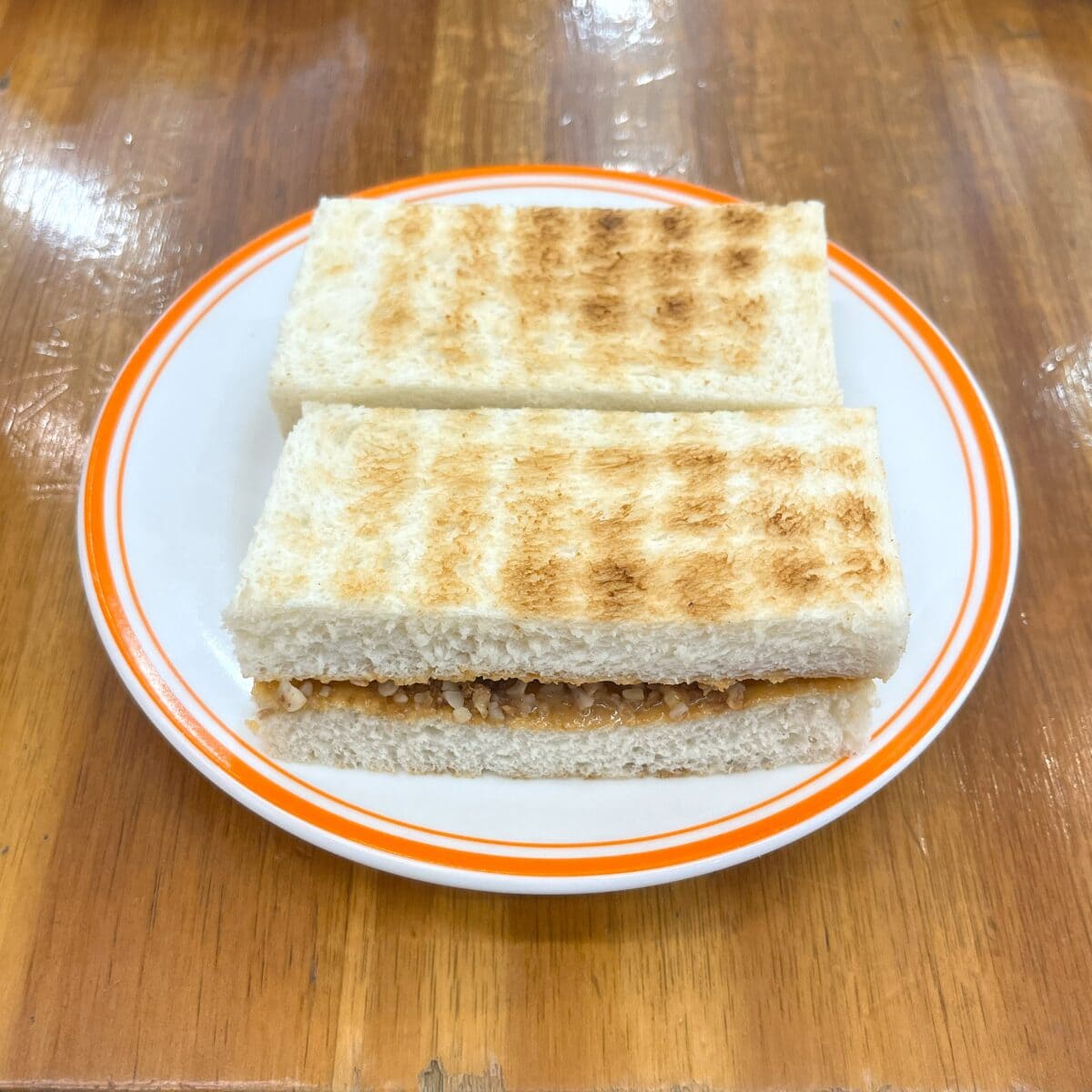 台湾朝ごはんの裏定番「三明治」