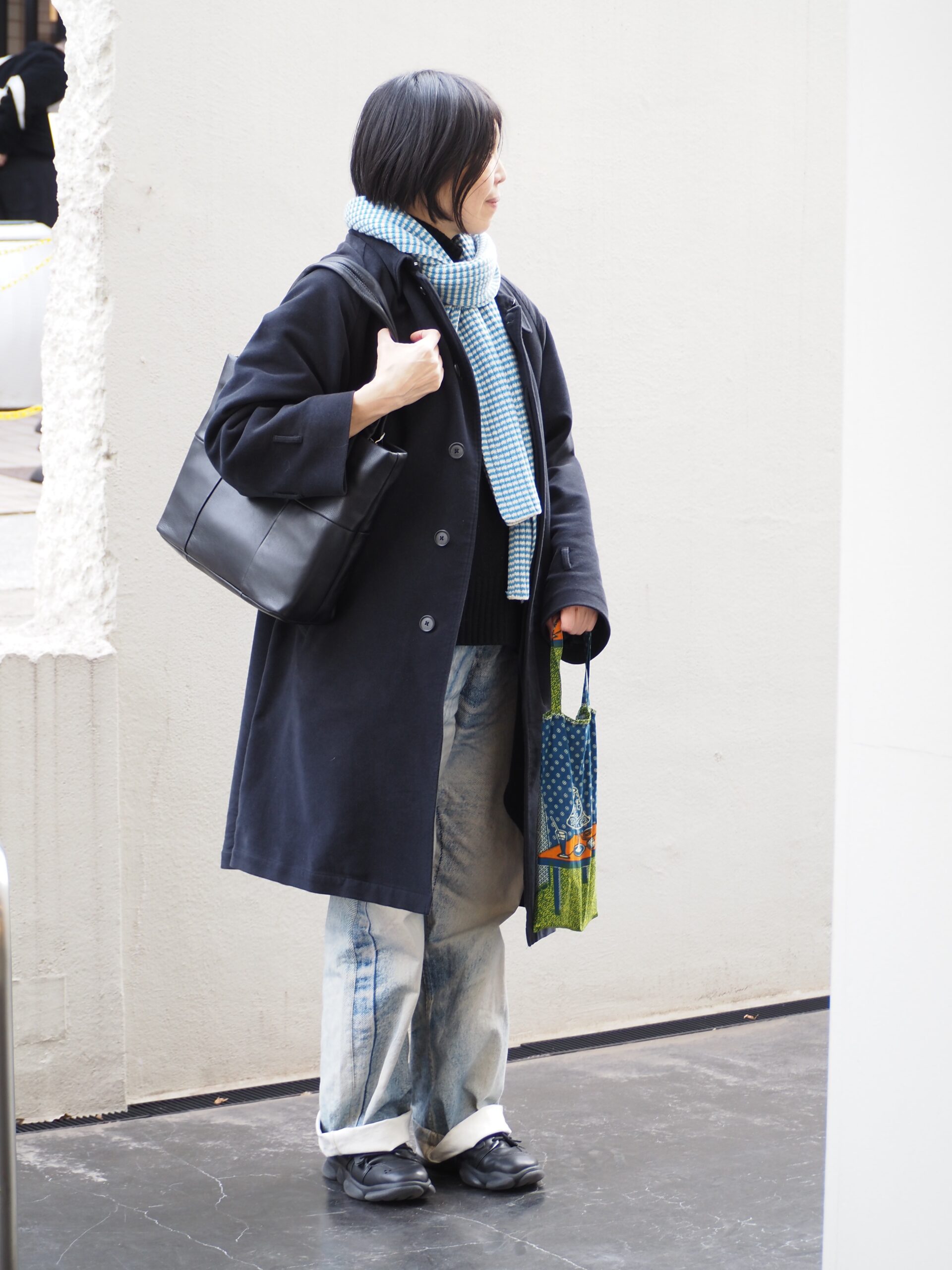 【1週間スナップ】デニムとレザーで脱・マンネリ！ 50代が品よく「あか抜ける」ための最適解