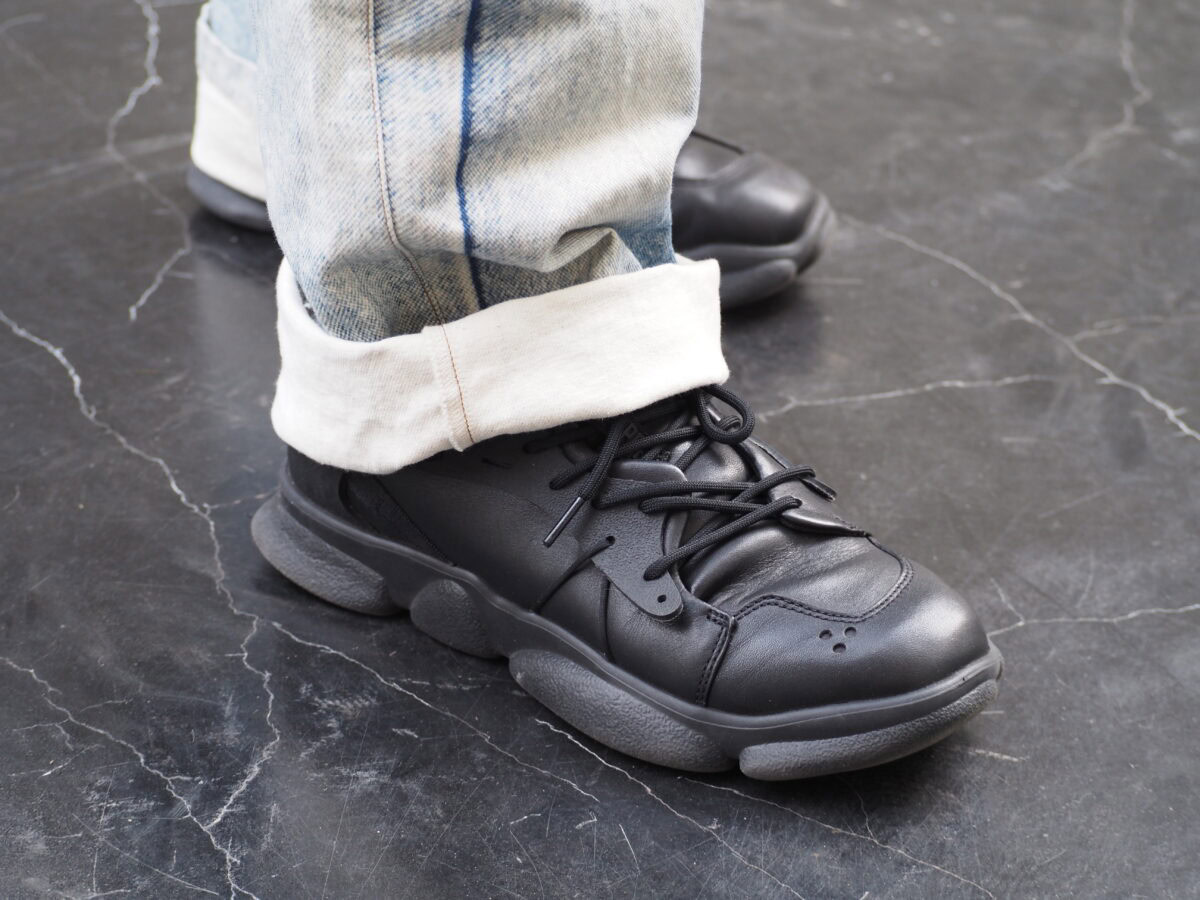 カンペールのスニーカー