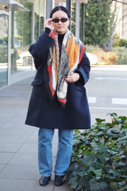 【スナップ】海外ファッションがお手本！ 「フレームワーク」のコート×デニムで鮮度の高いカジュアルシックが完成