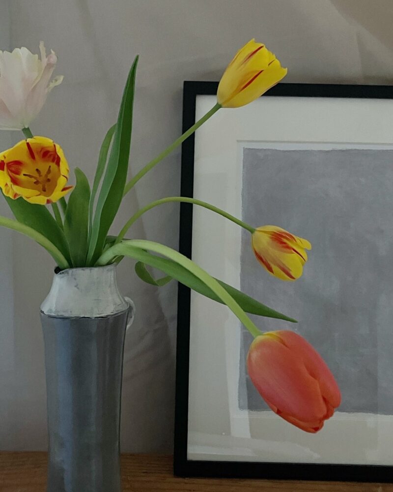 チューリップ１本１本の個性をいかして自由にいけて。