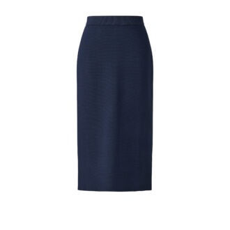 ウォッシャブルミラノリブスカート　3990円（税込）