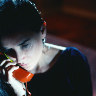 デミ・ムーアはゴールデングローブ賞主演女優賞（ミュージカル・コメディ部門）を受賞。『サブスタンス』©2024 UNIVERSAL STUDIOS