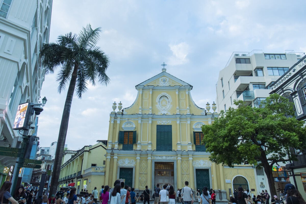 マカオのホテルバー。女性の一人旅にも安心。