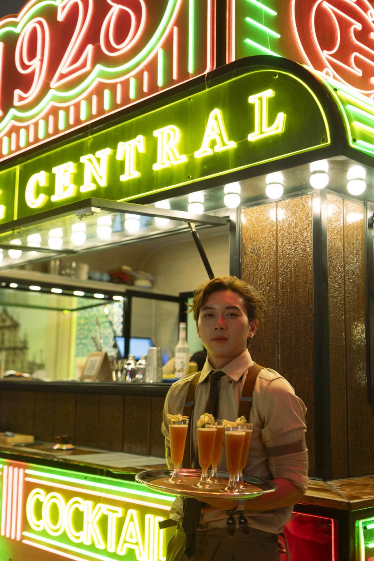 マカオのホテルバー。女性の一人旅にも安心。