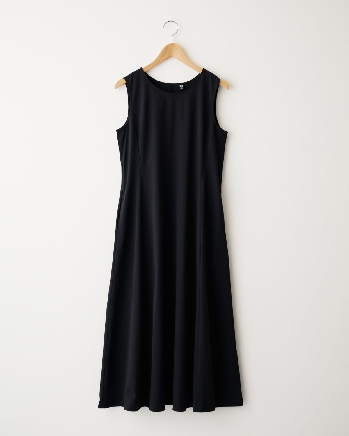 50代が買うべきユニクロのワンピース