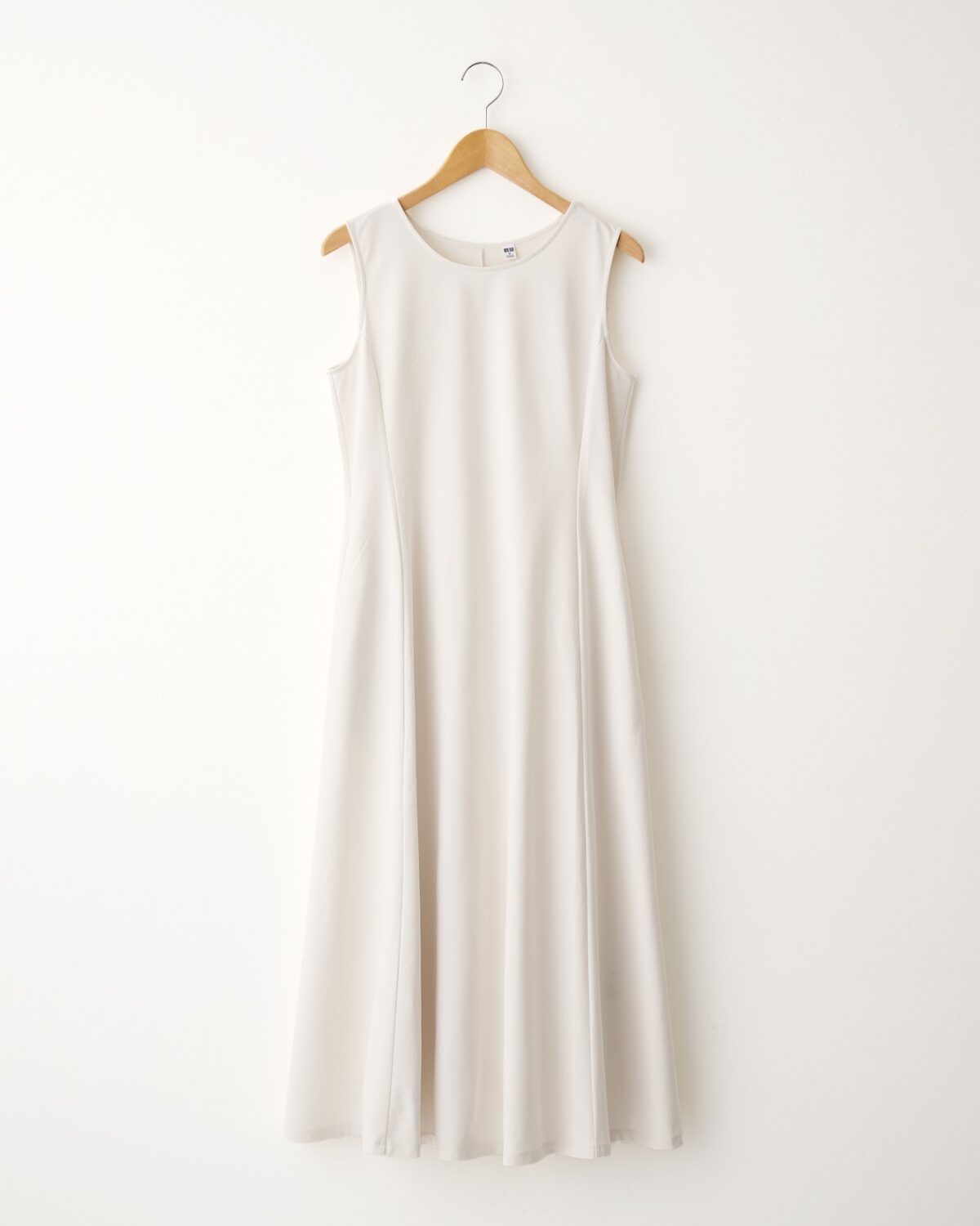 50代が買うべきユニクロのワンピース