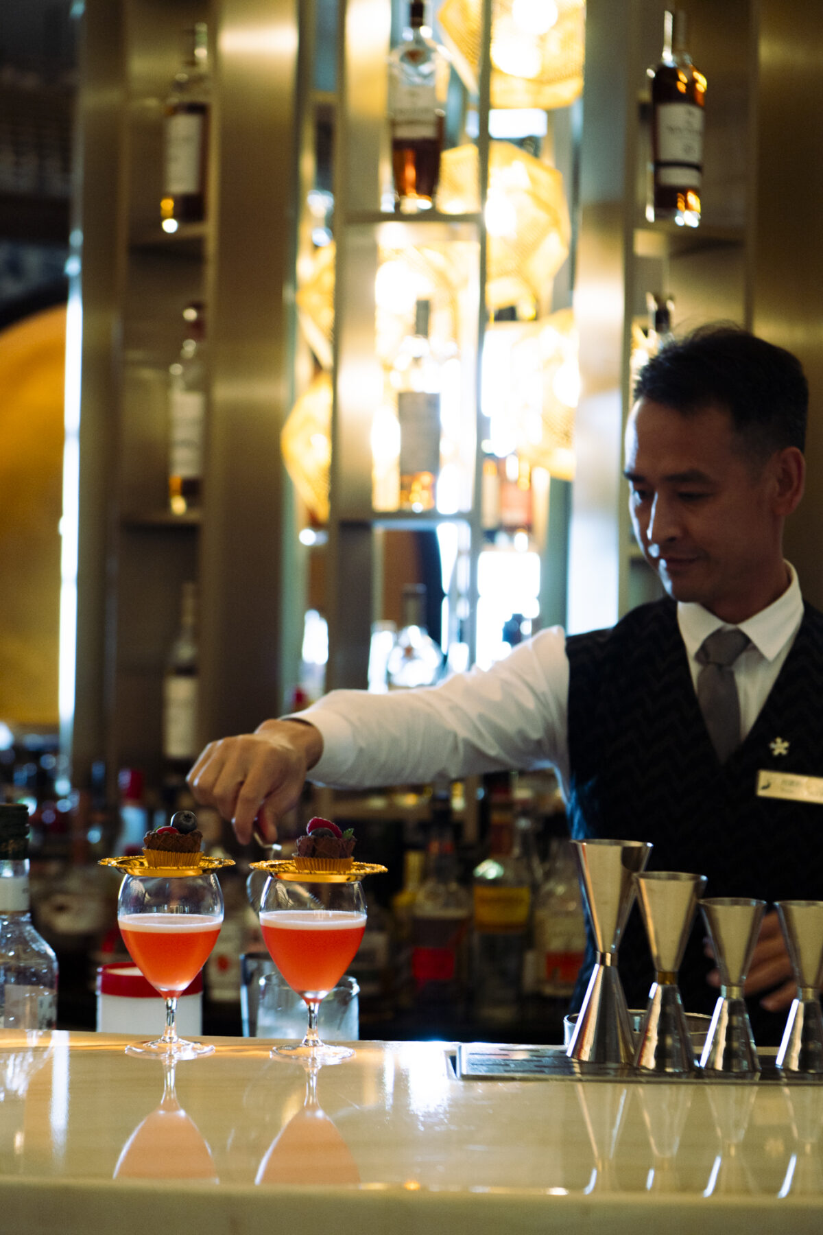 マカオのホテルバー。女性の一人旅にも安心。