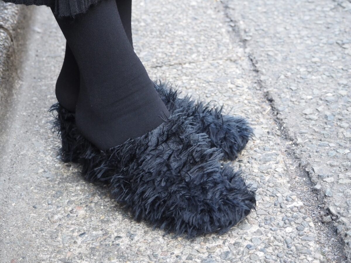 ファーシューズ