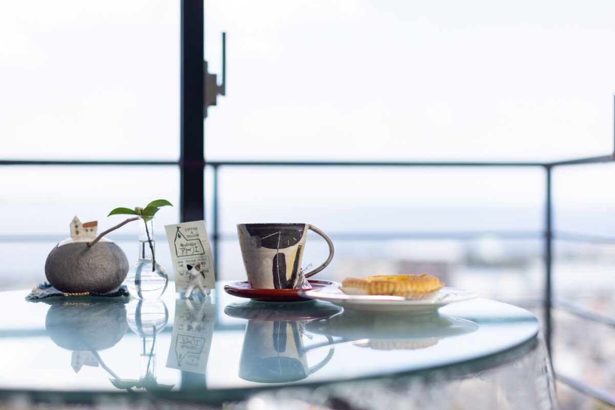 【別府温泉】猫と老舗宿で「ただ、癒やされる」 贅沢な大人のひとり旅