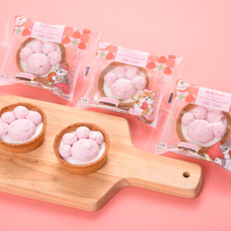 肉球タルト（いちご&チョコ） 　税込248円