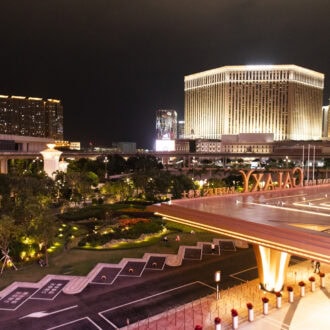 【大人のバー探訪】Long Bar