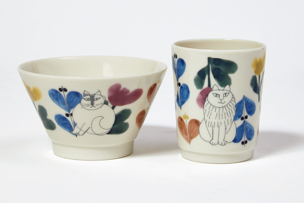 茶碗¥1,485、湯呑¥1,540、豆皿4枚セット¥3,300 /山加商店