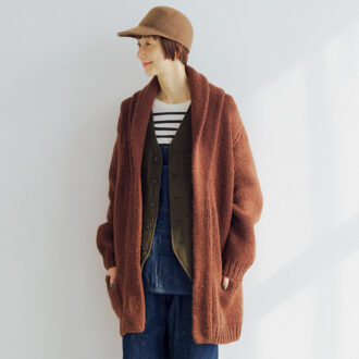 デニムが似合わなくなった!? 
それなら「セットアップ」「サロペット」にトライ! 
【50代のデニム指南】