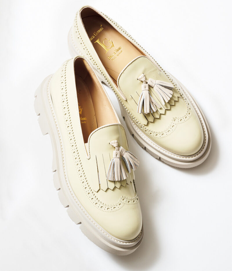 キルティタン、タッセル、ウイングチップとクラシカルなディテールが満載。 ¥39,600/ルカ グロッシ(ダニュウ)