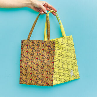 ミニトート各¥2,970 ／ピープルツリー（フェアトレードカンパニー）※3月上旬入荷予定