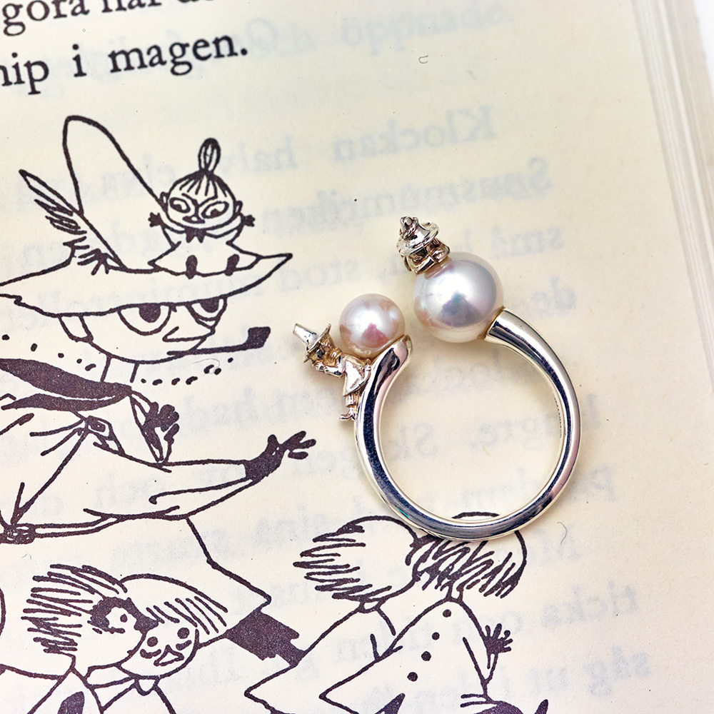 ヨクサル&スナフキン パールリング シルバー ¥28,600/ユートレジャー