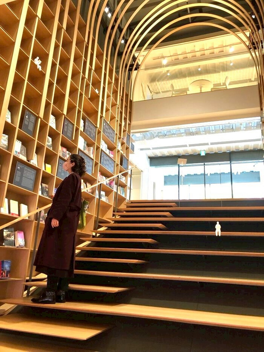 早稲田大学内にある国際文学館、通称「村上春樹ライブラリー」にて