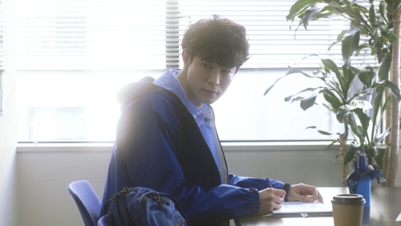 『はざまに生きる、春』主演・宮沢氷魚。©2022「はざまに生きる、春」製作委員会