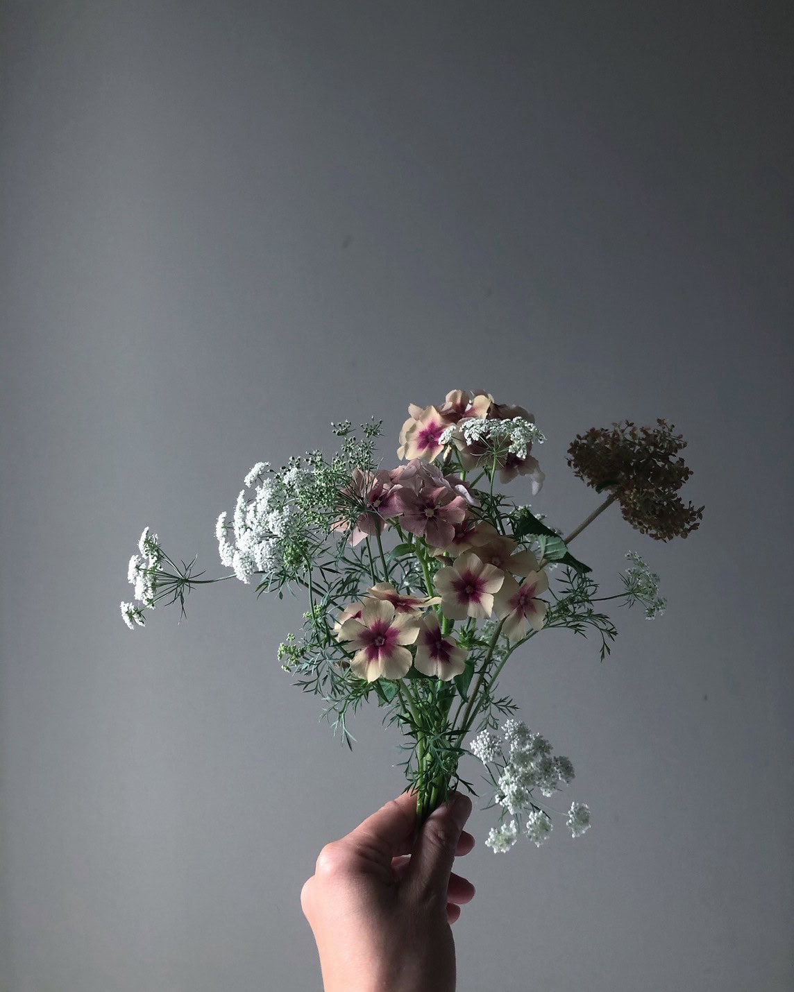 花は自分の機嫌をとるための、やさしい道具