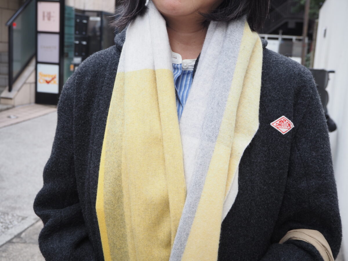 フェリーチェ・レガーロのストール