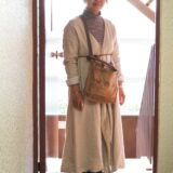 【スナップ】刺しゅう好きにはたまらない！ 沖潤子さん作“世界に一つだけ”の相棒バッグで街に出る