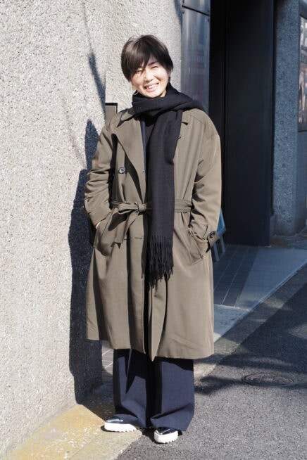 【スナップ】小柄さんは靴選びが重要！ 厚底シューズで叶える、大人の「きれいめカジュアル」