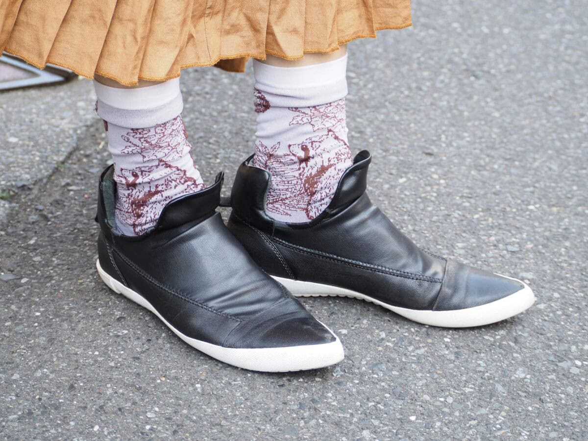 マナのレザーシューズ